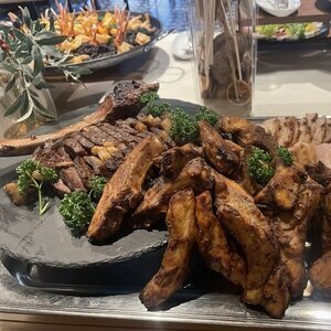 WHY NOT アメリカン＆メキシカンビアホール